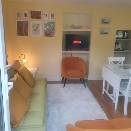 Alt Mor House Garden Studio-self Catering Sleeps 2 Apartment *